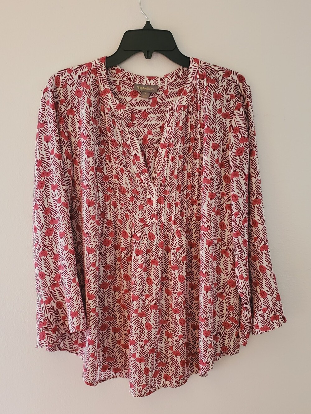 Style & Co. Tunic with Red Floral Leaf Print Size XL
